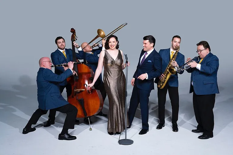 Glenn Miller Orchestra.