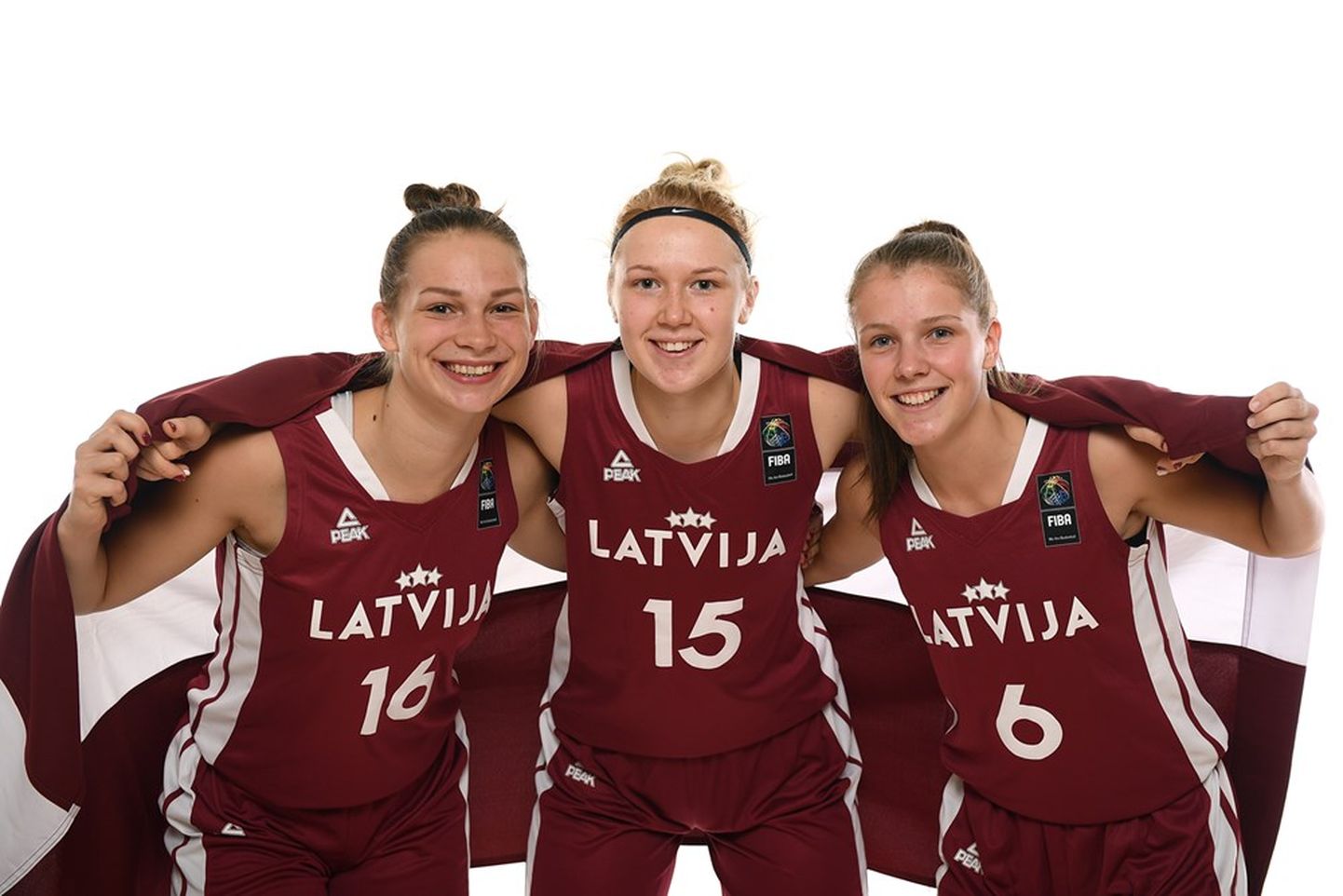 Latvijas U-20 izlases basketbolistes
