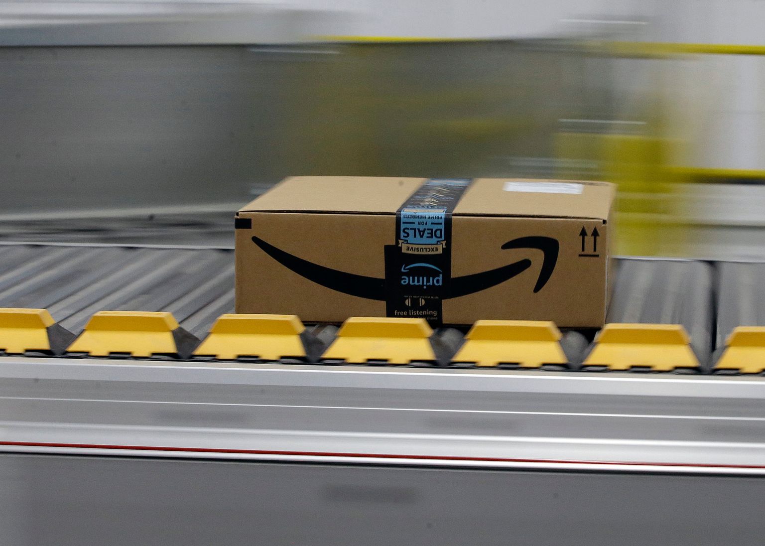 Amazon Prime'i kliendile minev pakk.