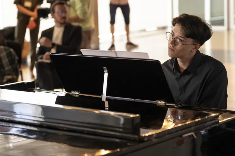 Pianists Matīss Žilinskis.
