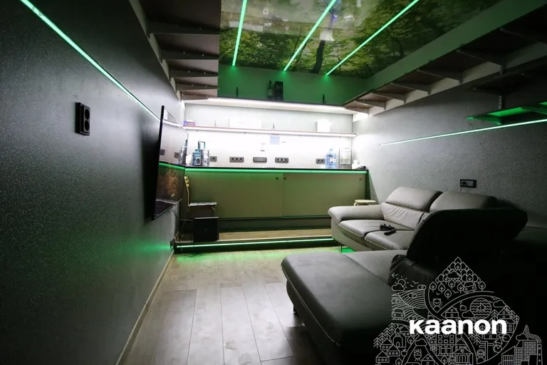Võidujooksu 7 asuv renoveeritud garaažiboks.