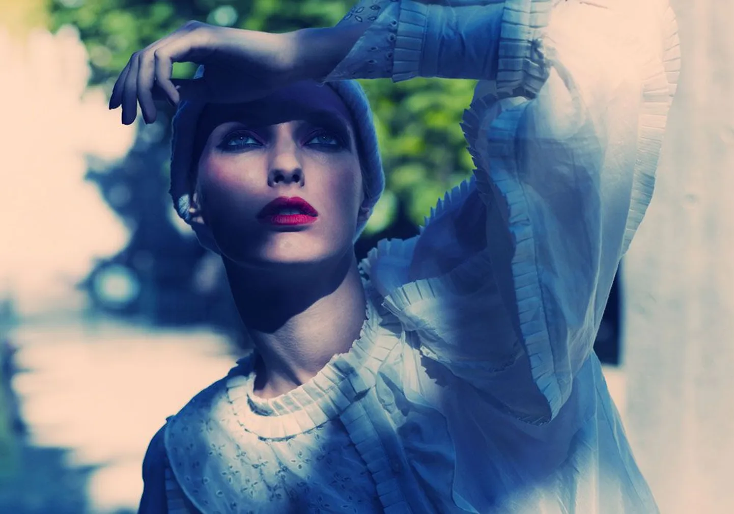 Лицо Таллиннской недели моды — эстонская топ-модель Ханнеле Туру, чьи фотографии можно увидеть в модных журналах Vogue, Glamour и Vanity Fair.