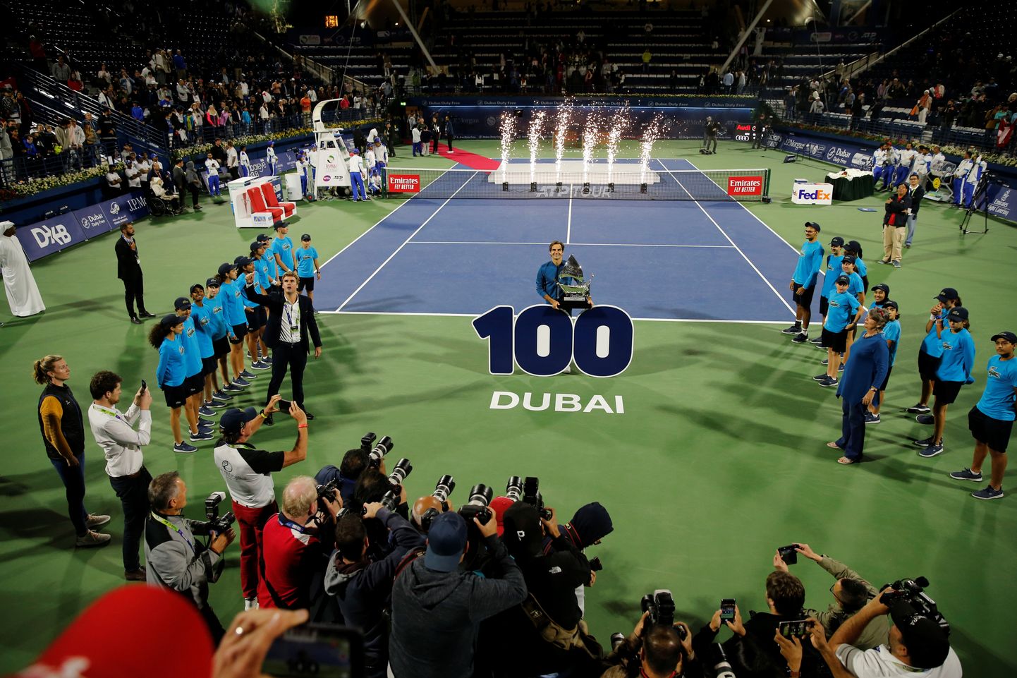 Rodžers Federers izcīna 100. titulu ATP tūrē