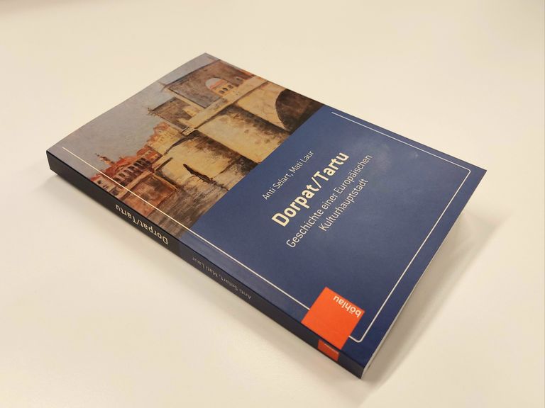 Raamatu «Dorpat/Tartu. Geschichte einer Europäischen Kulturhauptstadt» on kirjastanud Böhlau.