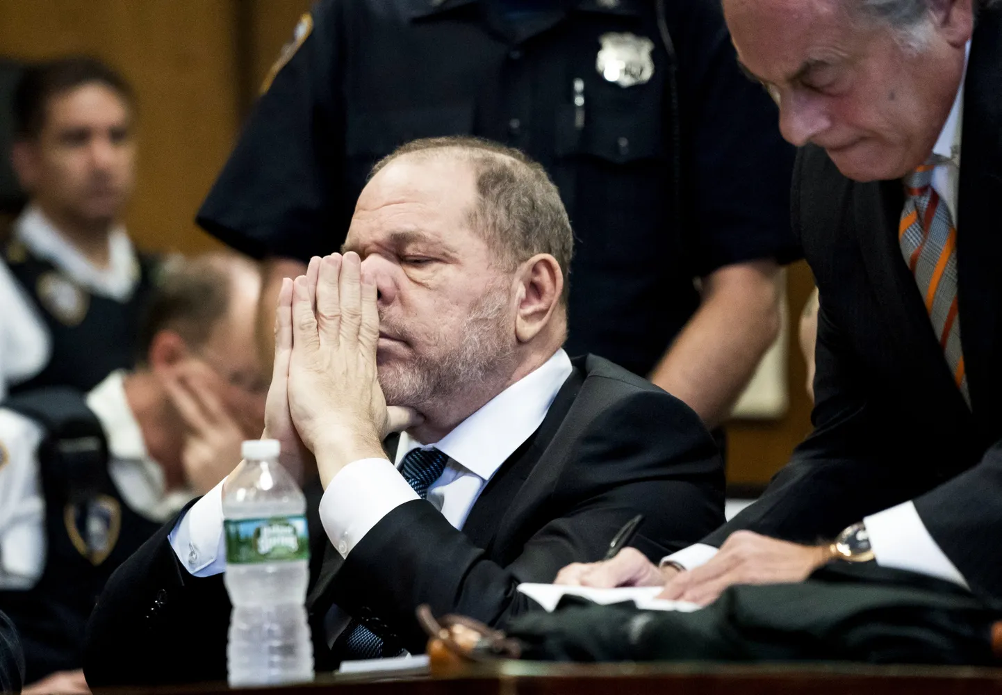 Harvey Weinstein kohtuistungil.