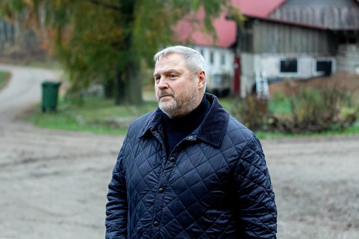 Депутат Европейского парламента Рихо Террас на хуторе Мянниметса, Валгамаа.