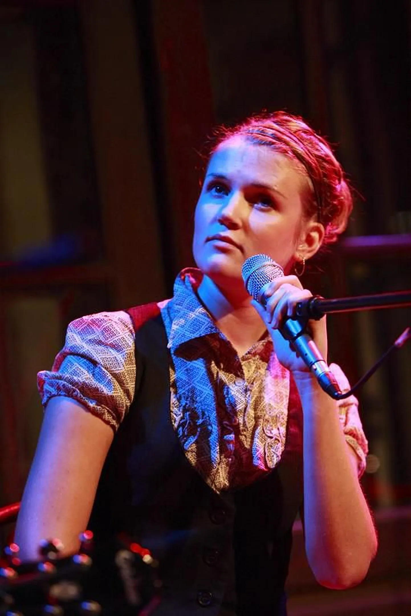 Laura Junson.