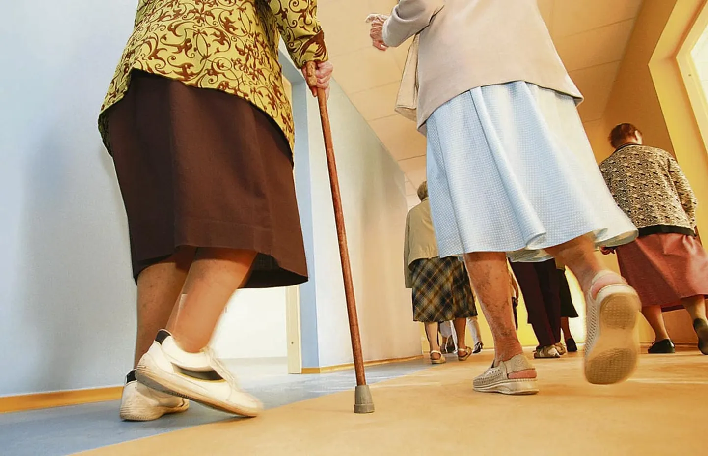 Kuigi kontrollijad leidsid, et Vändra tervisekeskus pole oma hoolealustele koostanud küllalt detailseid hooldusplaane, ei jää nende kliendid maja juhataja Karin Küti kinnitusel millestki ilma.