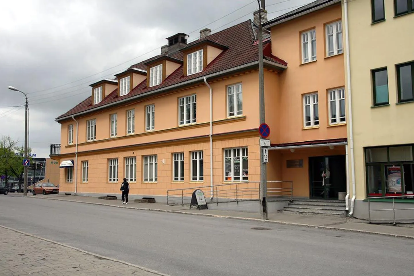 Viljandi terviseskuse uued omanikud kiireid muudatusi ei plaani.