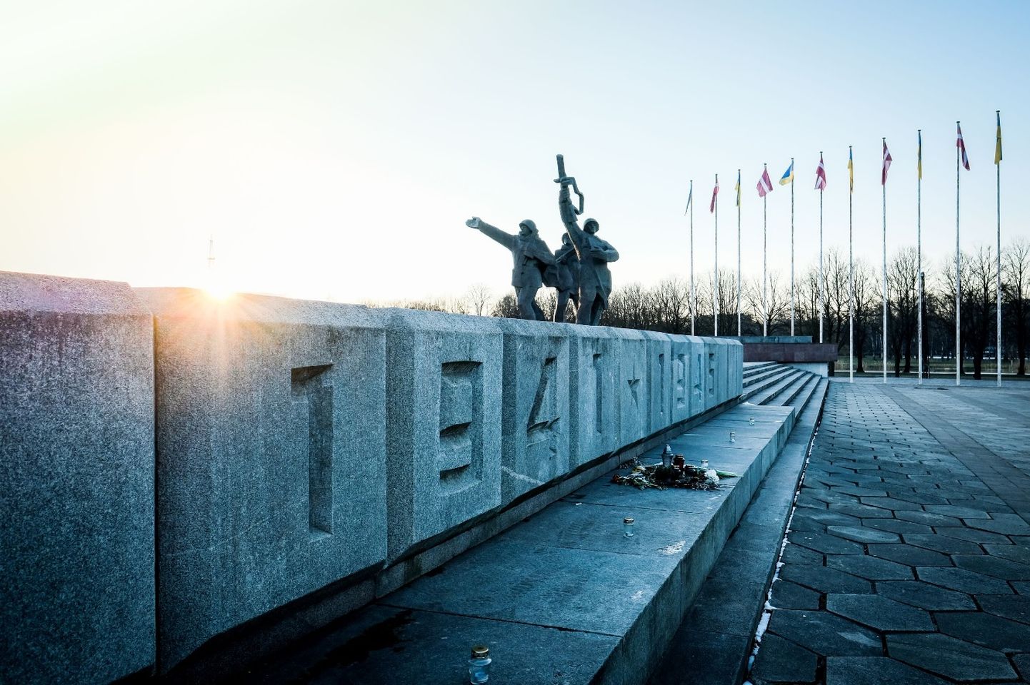 Памятник в парке Победы в Пардаугаве. Иллюстративное фото.
