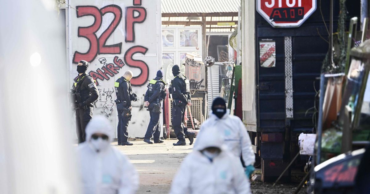 Saksa politsei võttis Baader-Meinhofi liikmetele jahti pidades kinni veel kaks inimest