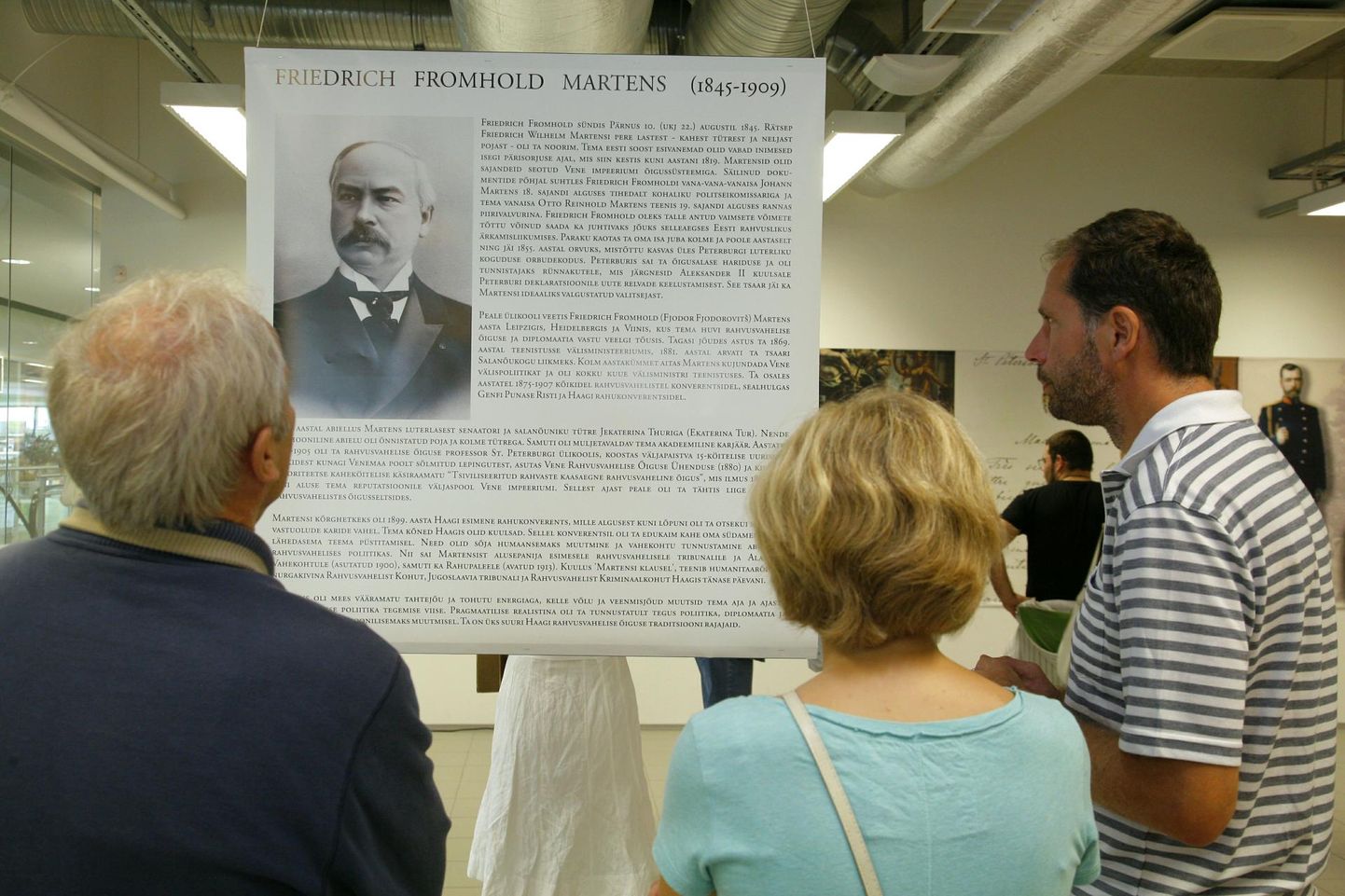 Friedrich Fromhold Martensile pühendatud näitus Pärnu muuseumis.