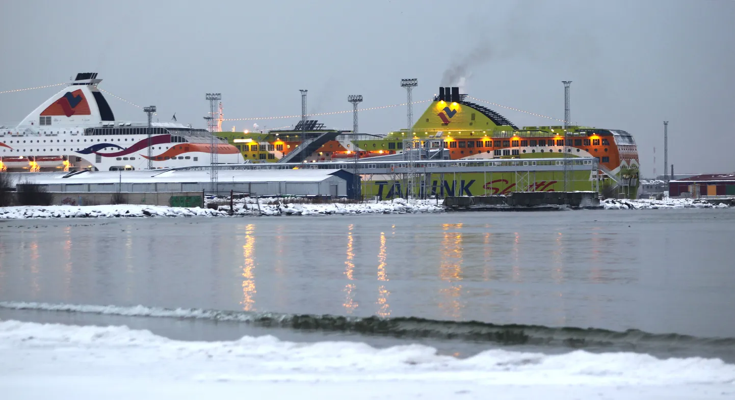 Laevad Tallinna sadamas.