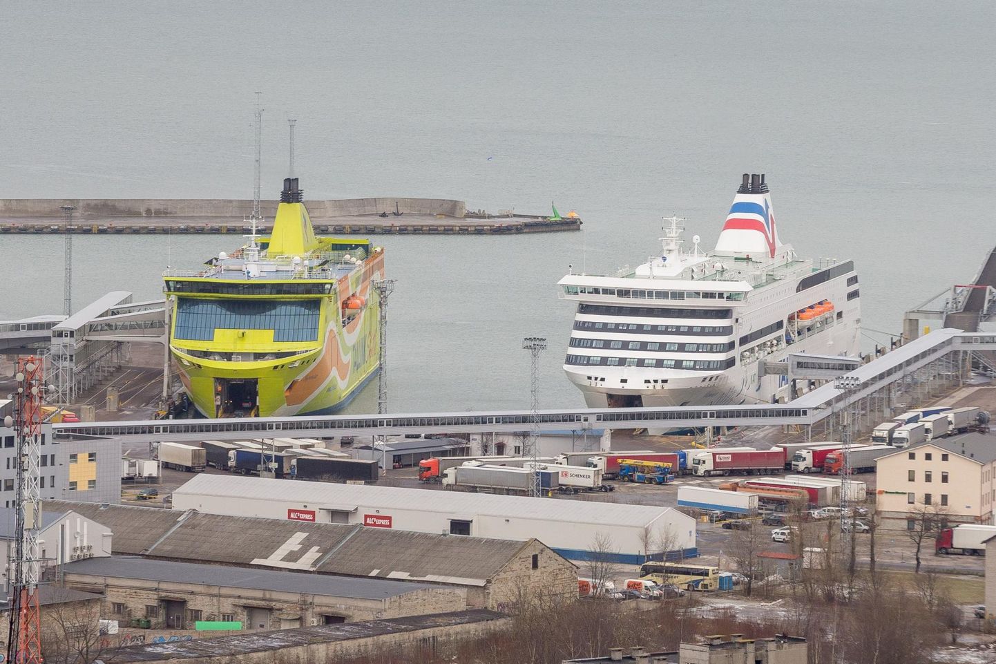 Корабли Tallink в порту.