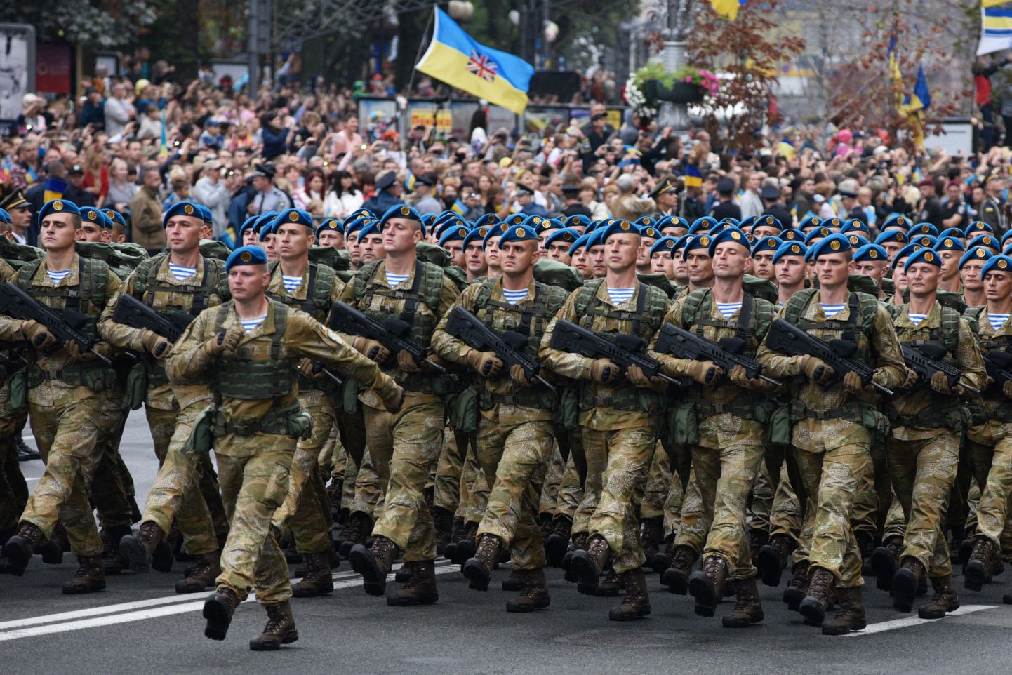 Ukraina sõdurid paraadil