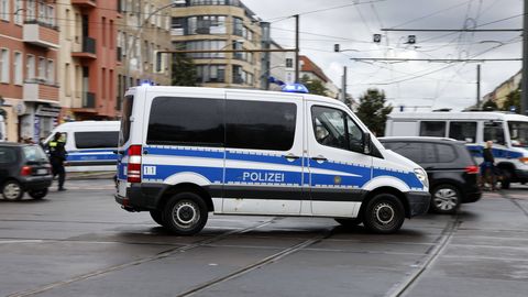 Saksa politsei pidas Poola piiril kinni sadu migrante