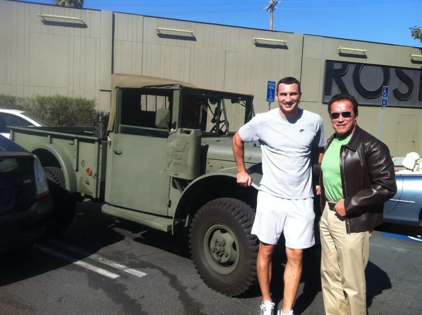 Vladimir Klitško (vasakul) ja Arnold Schwarzenegger.