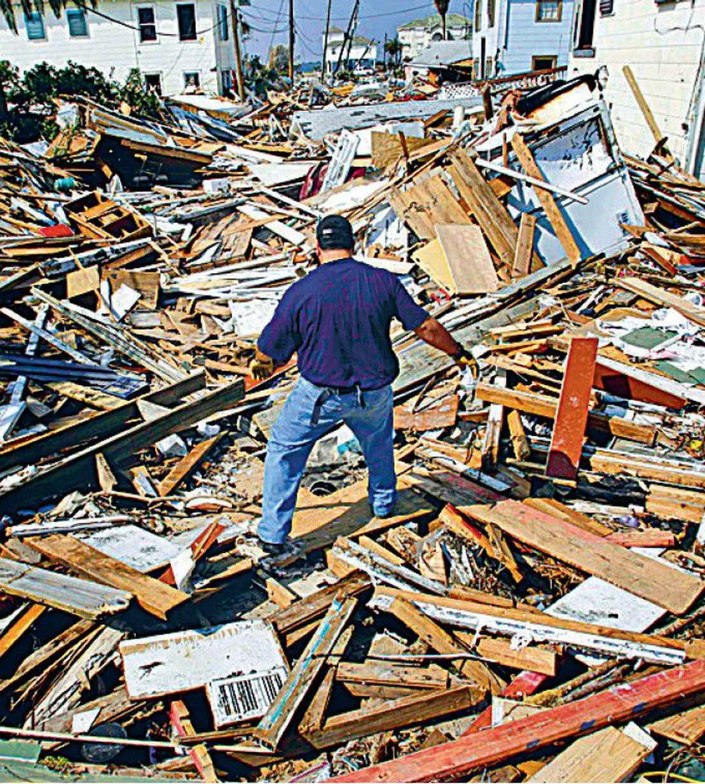 Galvestoni linna USAs kaitseb üleujutuste eest viie meetri kõrgune vall, kuid orkaan Ike tegi seal ikkagi laastamistööd.