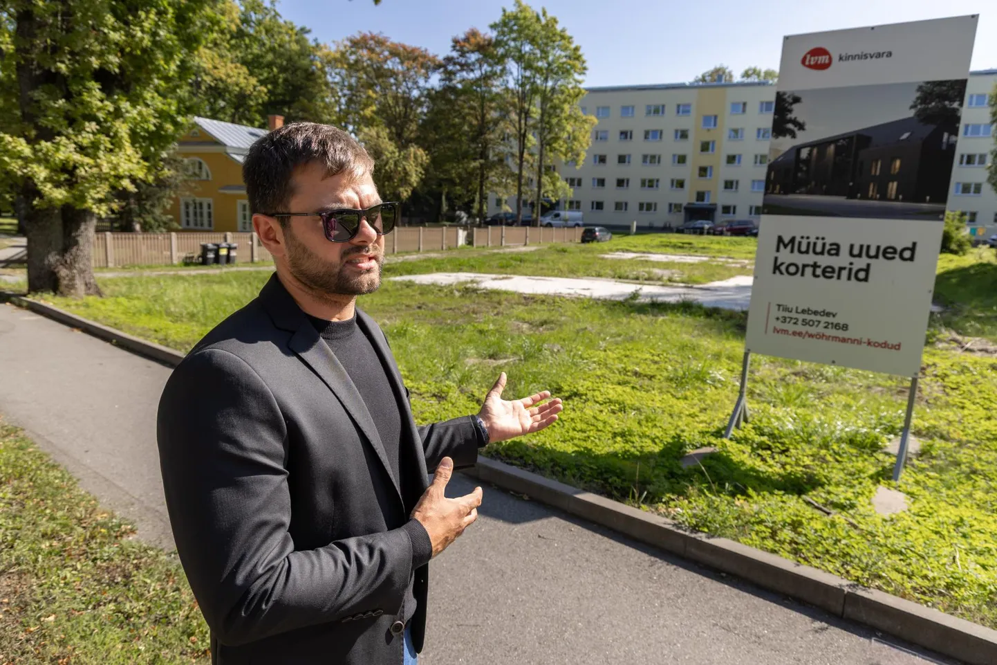 Arenduse üks eestvedajatest, Sindist pärit Erkki Krünberk rääkis, et idee kortermaja rajada tekkis jalutuskäigul, kui ta märkas, et Sindis napib tänapäevaseid elamispindu.