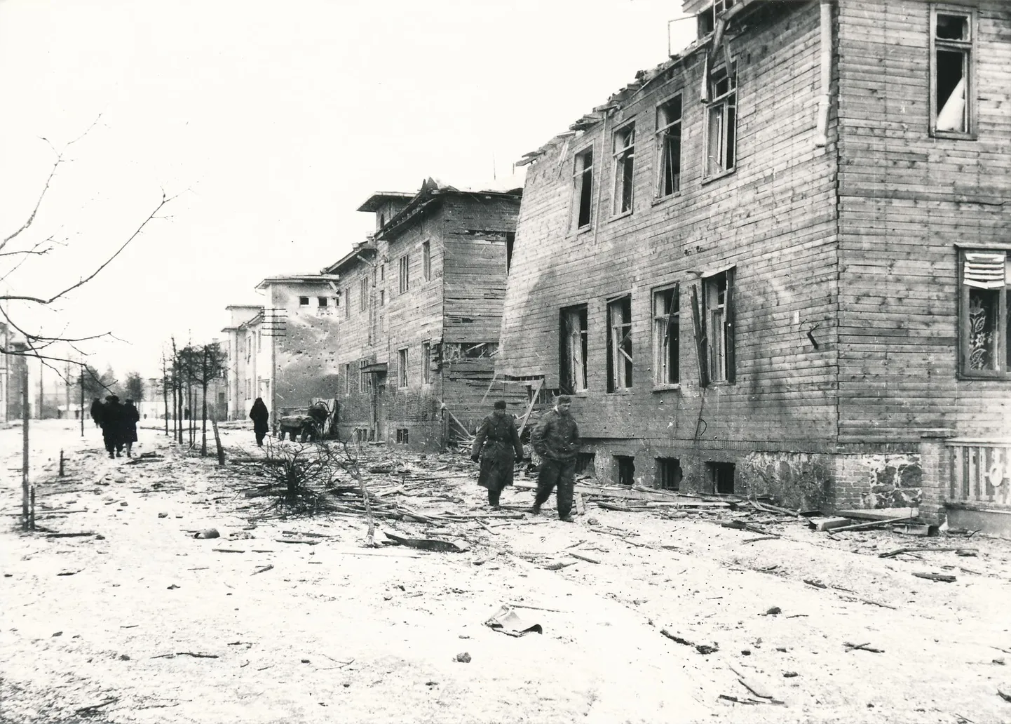 Kahjustused Taara puiesteel. Tartu, 27.03.1944.