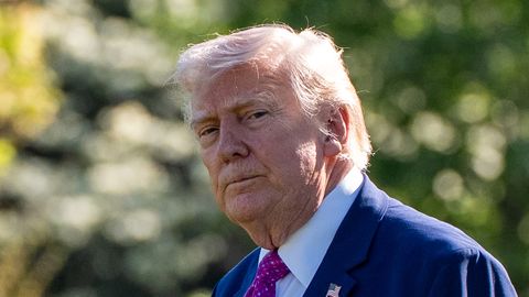 Tramps paziņo par operāciju Hormuza šauruma “attīrīšanai”