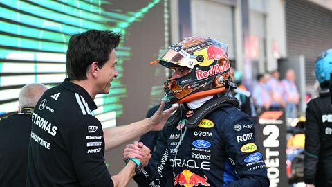 Mercedes ei loobu Verstappeni jahtimisest uue lepingu kiuste