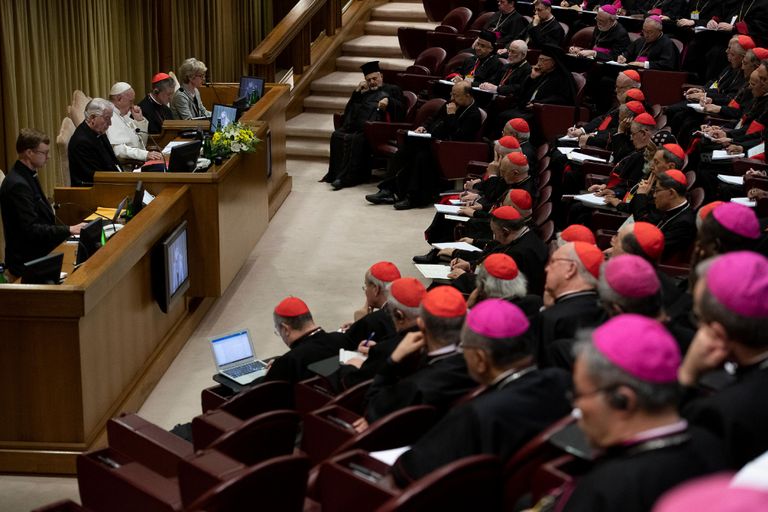 Vatikanis kestab kolmandat päeva paavst Franciscuse kokku kutsutud tippkohtumine, kus arutatakse katoliku kirkut tabanud pedofiiliaskandaale.