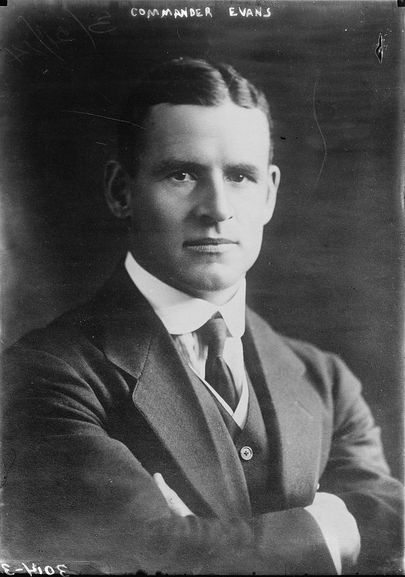 Komandör Edward Evans aastal 1914.