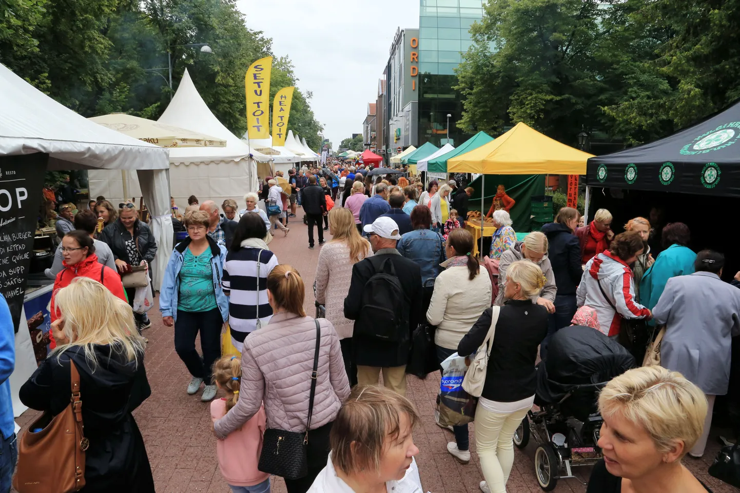 Kolmandat aastat peetaval veini- ja toidufestivalil pakutakse vaid kodumaist toodangut.