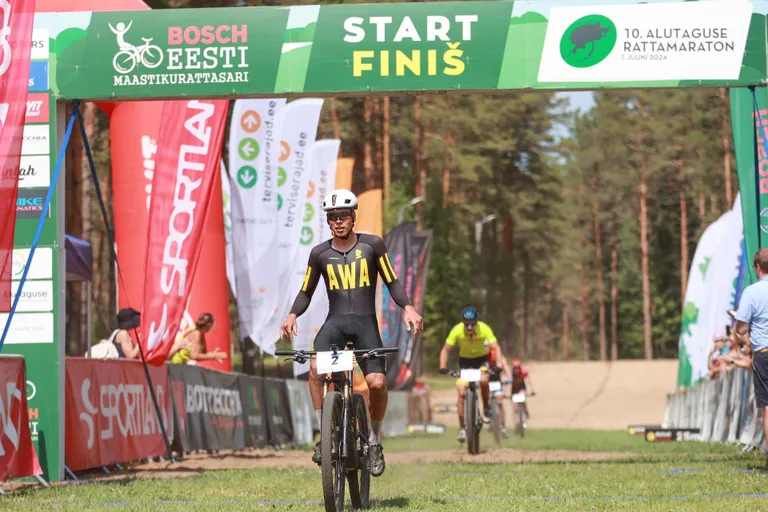 Alutaguse rattamaratonil oli meeste arvestuses kiireim Markus Pajur (Hawaii Express).