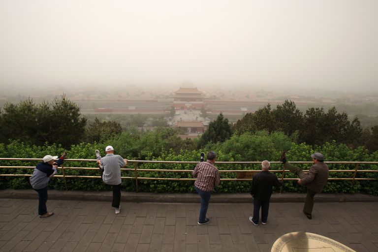Hiina põhjaalasid ja pealinna Pekingit tabas liivatorm