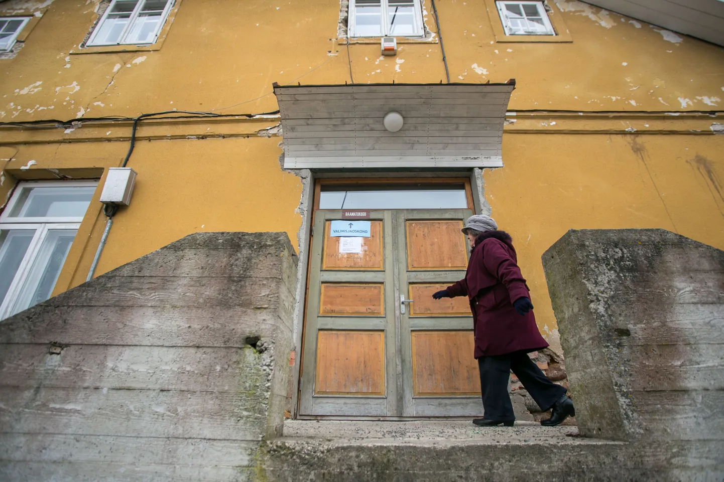 Foto on illustratiivne Kabala rahvamajast.