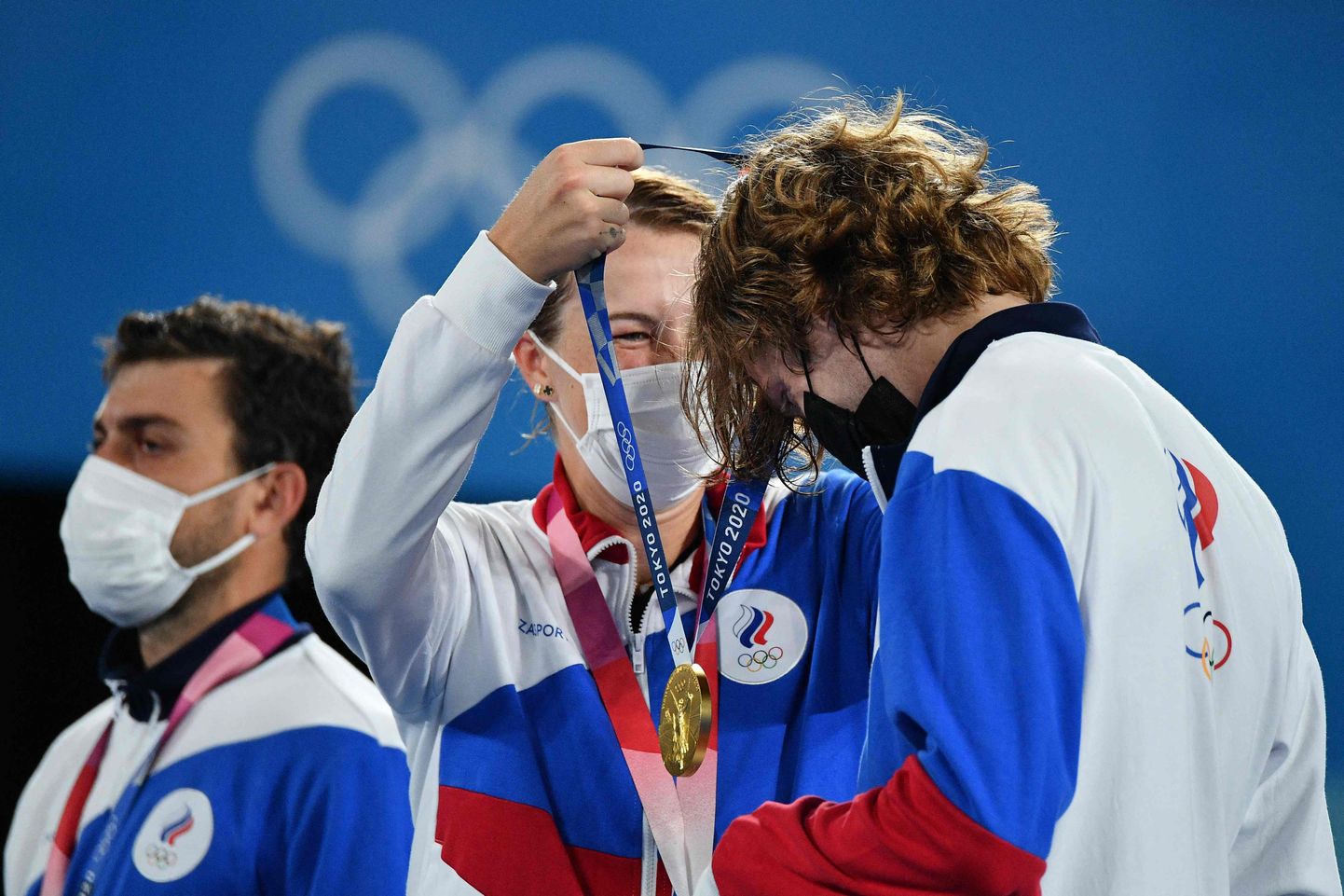 Venelased Anastasia Pavlutšenkova ja Andrei Rublev võitsid tennise segapaarismängus kulla. Foto on illustratiivne.