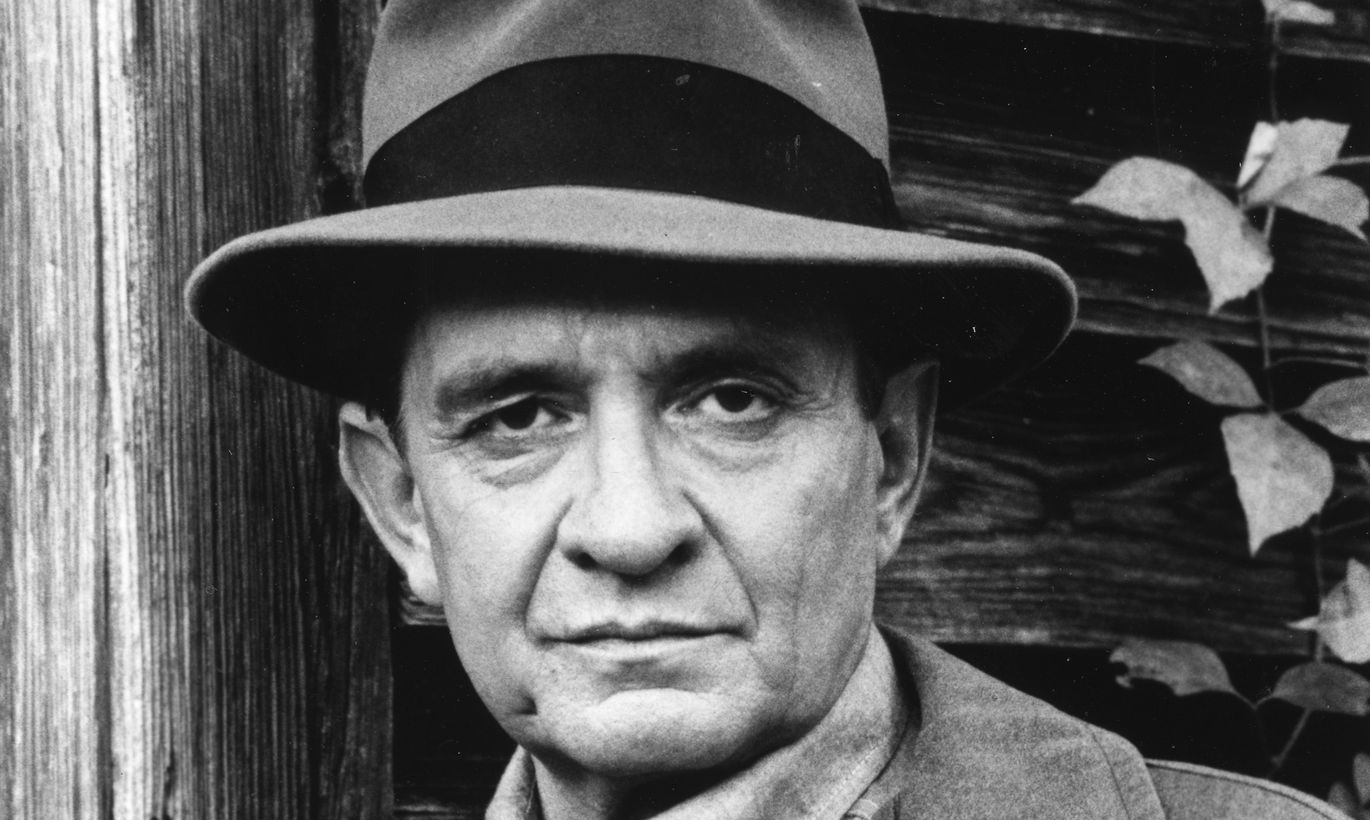 Arst: Johnny Cash ei surnud murtud südamesse - Persoon ...