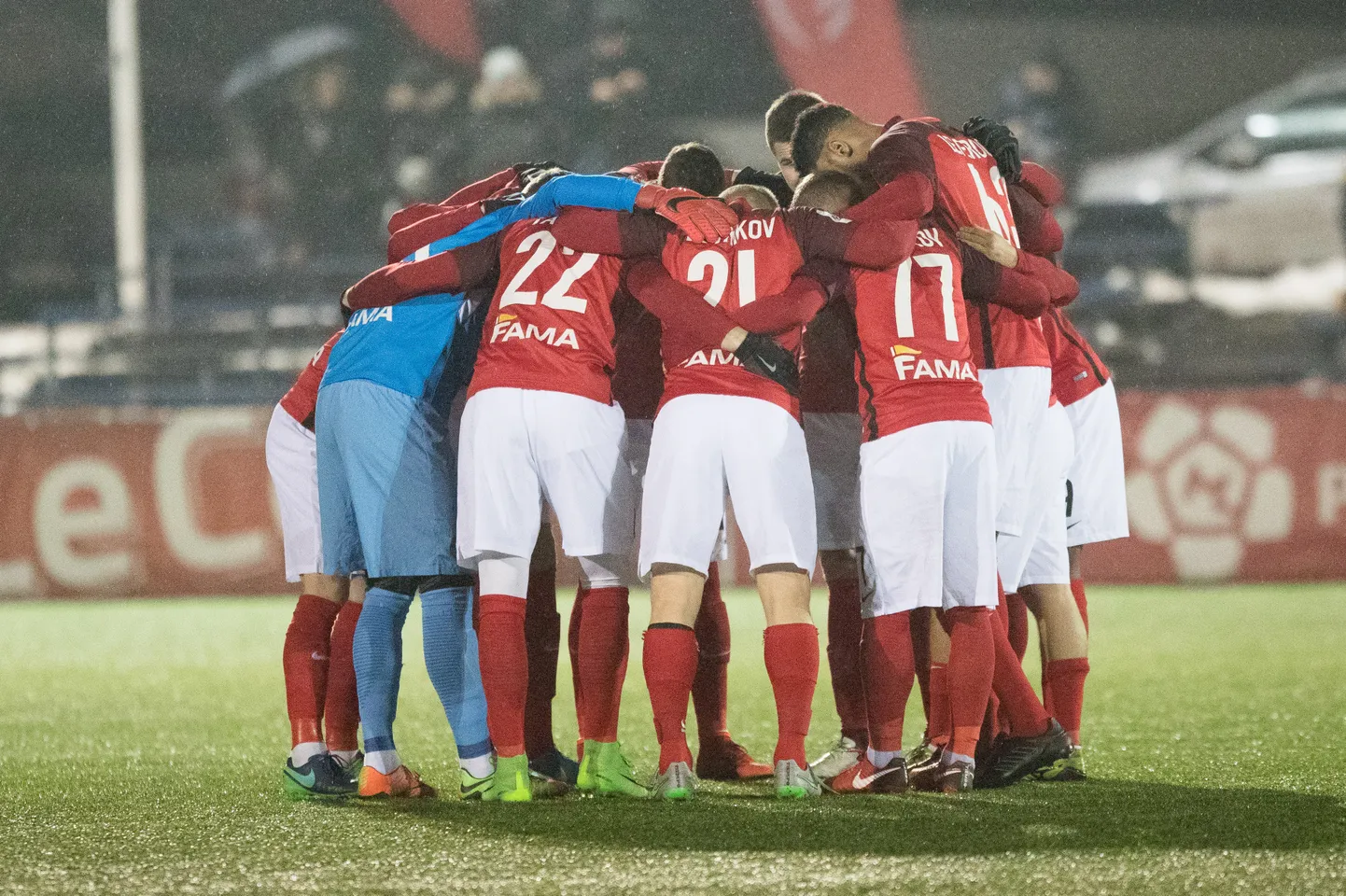 Narva Transi jalgpallimeeskonna mängijad.