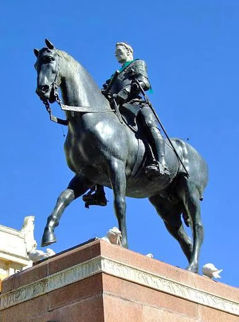 Kindral Gonzalo Fernandez de Cordoba ratsamonument