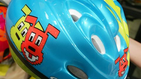 Только один из 37 проверенных велосипедных шлемов соответствует требованиям