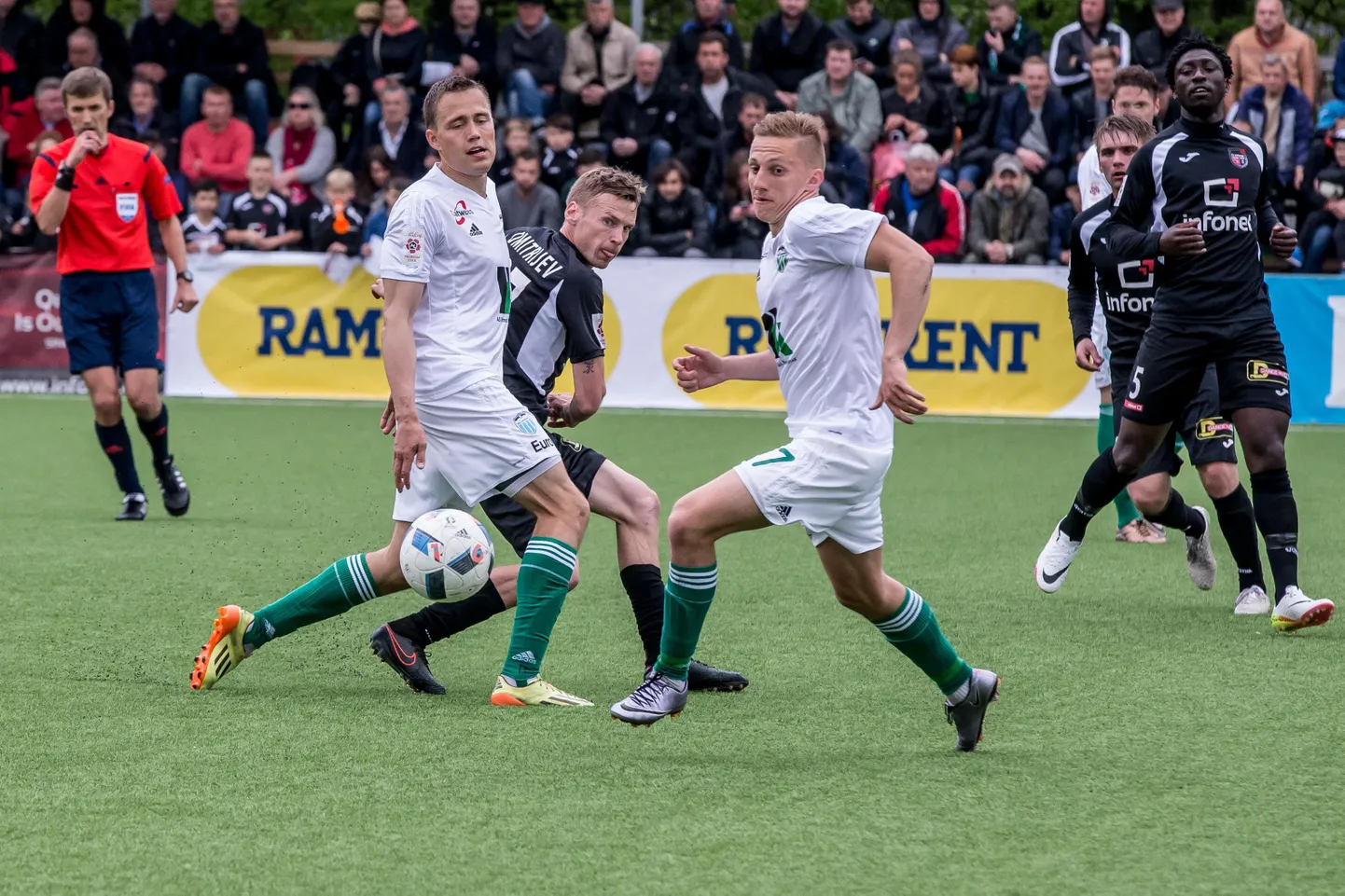 Infonet - Levadia 3:2. Esiplaanil Rimo Hunt (vasakul) ja Pavel Marin.