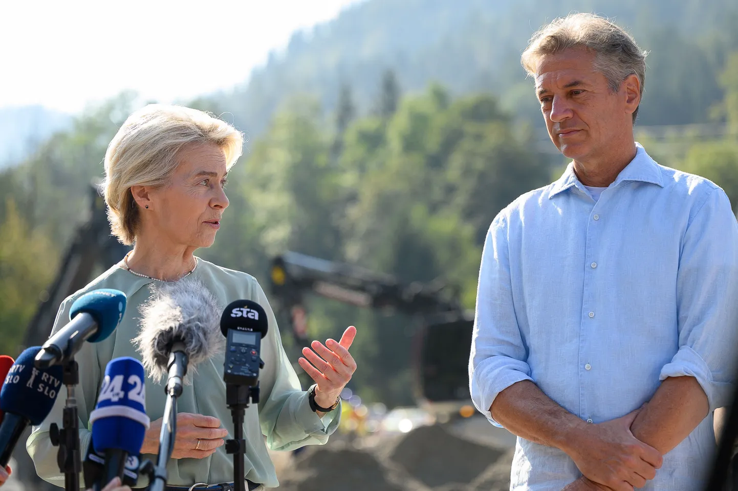 Euroopa Komisjoni president Ursula von der Leyen ja Sloveenia peaminister Robert Golob kohtumisel 2. septembril.