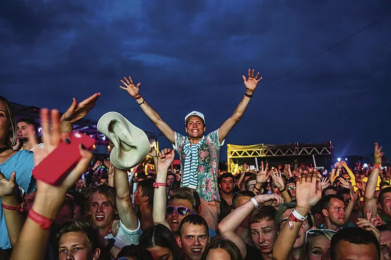 Pärnu rannas toimub festival kolm päeva, Soome Weekendil pidutsetakse kaks päeva.
