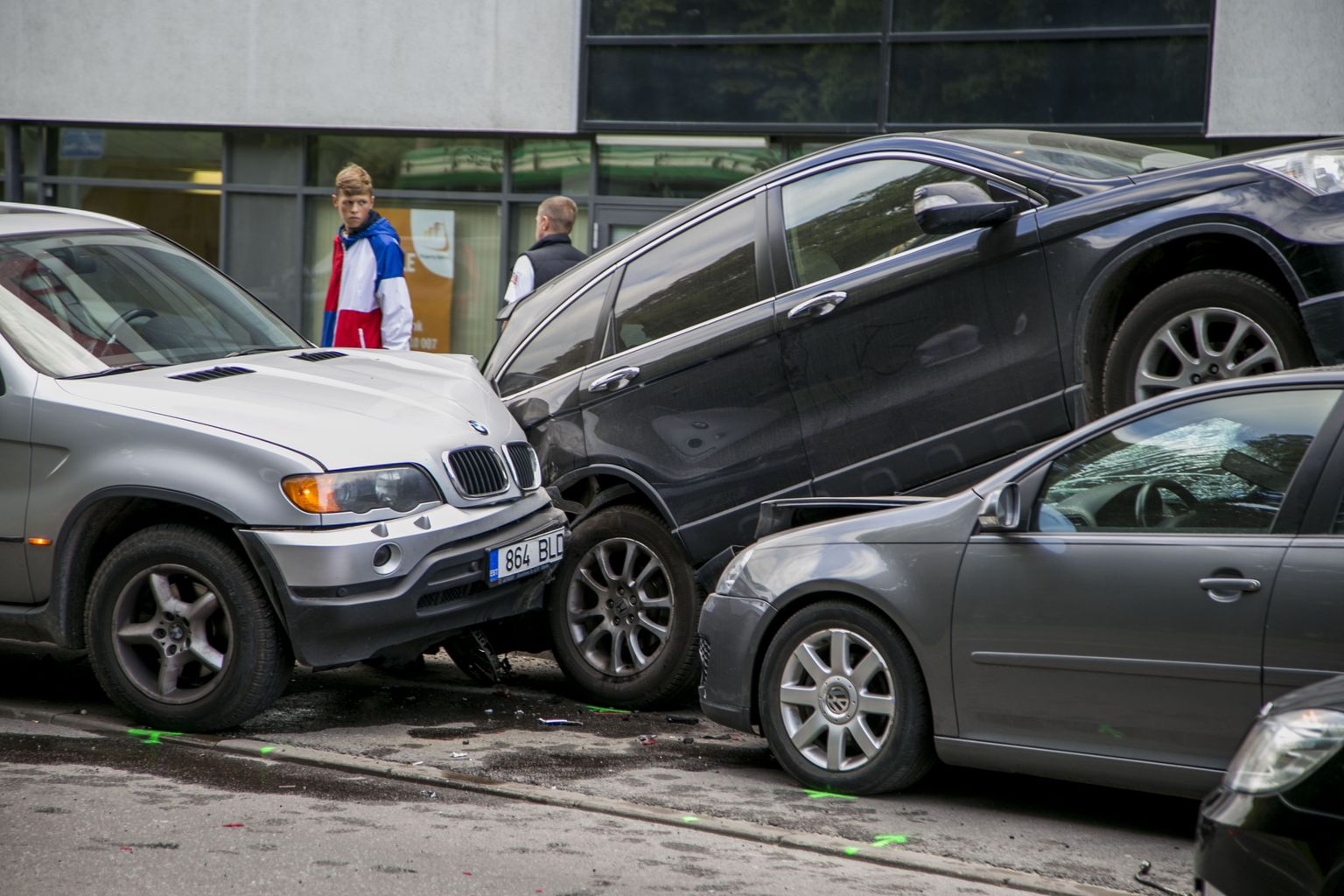 BMW maasturit juhtinud roolijoodiku põhjustatud õnnetus.