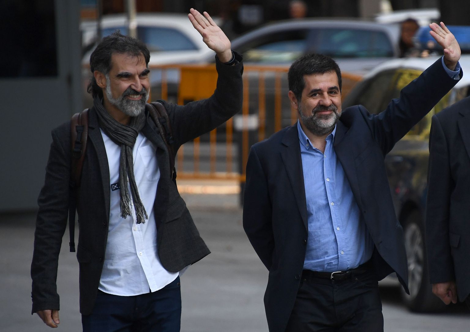 Viimatine ülesvõte vabaduses: Jordi Cuixart ja Jordi Sànchez 16. oktoobril Madridis teel kohtusse.