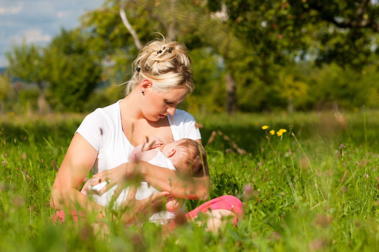 Enneaegselt sünnitanud emade rinnapiim sisaldab tähtsaid antioksüdante oluliselt vähem.