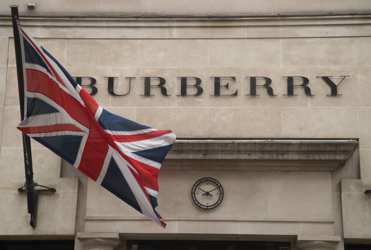 Burberry kauplus New Bond Streetil Londonis.
