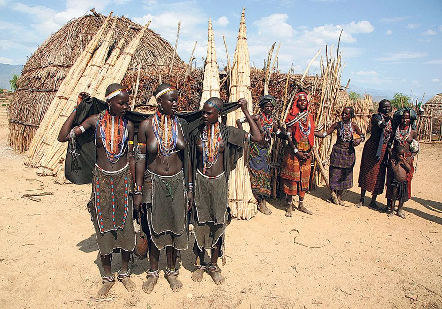 Noored kaunitarid: 
hameri hõim Etioopia edelaosas. Neil on, 
mida näidata.