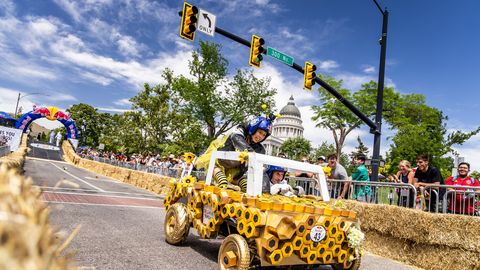 VÄGEV AUTASU! ⟩ Red Bull Soapbox Race Eesti võitjatiim pääseb vormelirooli