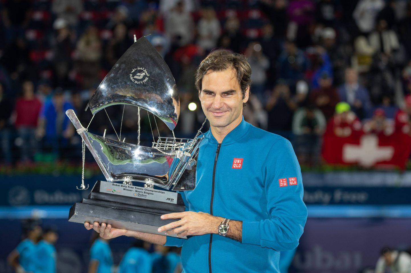Roger Federer oma sajanda tiitliga.