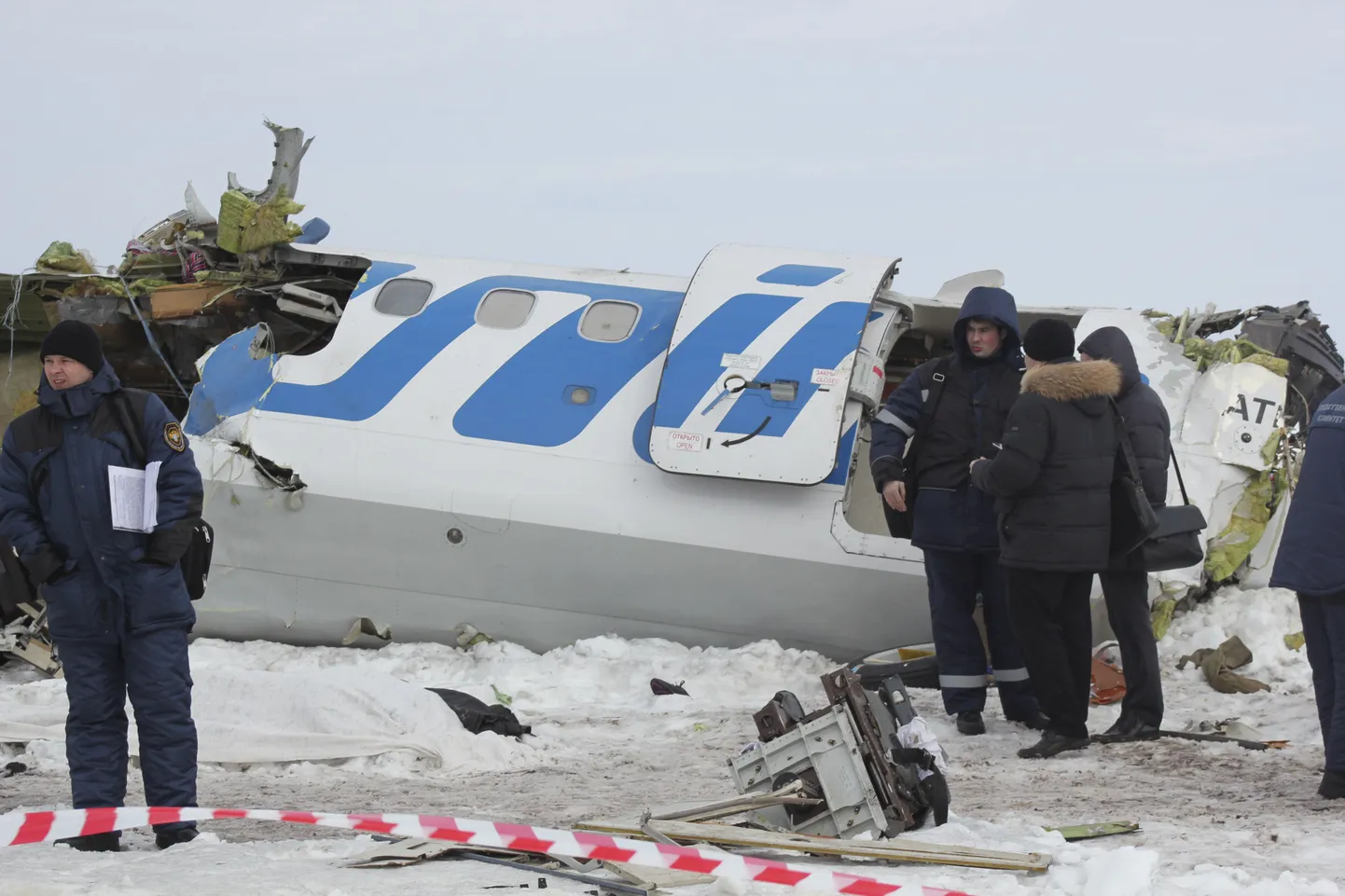 UTairile kuulunud Prantsuse-Itaalia päritolu ATR-72 rusud.