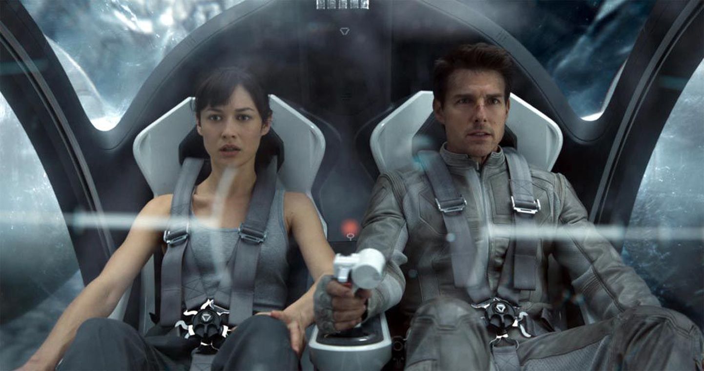 Suurejoonelises filmis "Unustus" püüab Tom Cruise'i mängitav kangelane tulevikumaailma päästa.