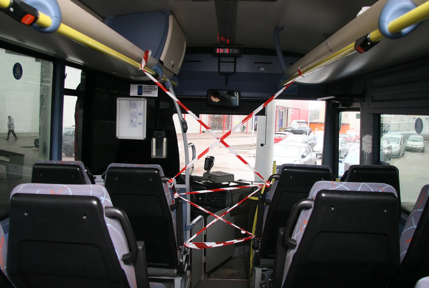 Maakonnaliinidel asuti bussijuhte kaitsma juba laupäeval.